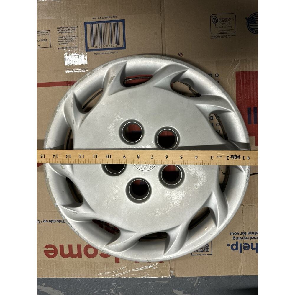 Toyota Camry OEM Factory Wheel Cover Hubcap 15" 5 Hole 42621-AA030 97 98 99 X 2